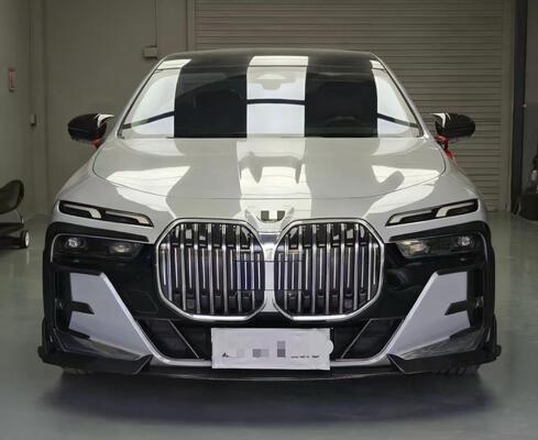MSY Style BMW 7 Body Kit I7 G70 2023-2024 Front Lip Side Skirts Rear Diffuser