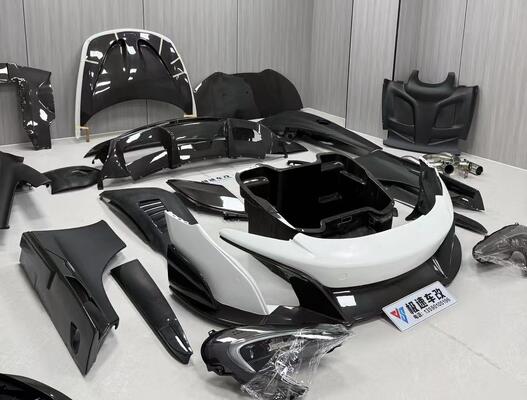 MP4-12c 650s Mclaren Body Kit 675LT Style Carbon Fiber FRP Body Kit