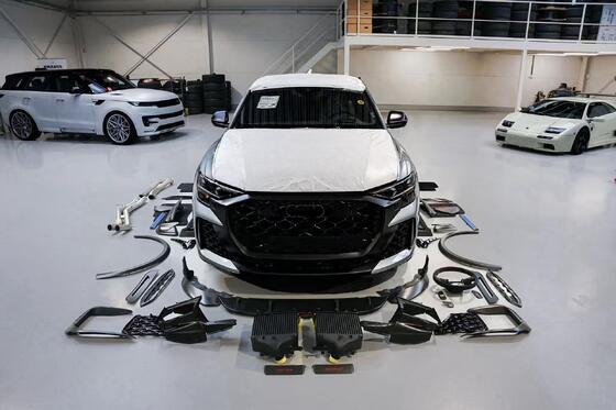 RSQ8 2025+ Audi Body Kit Front Lip Skirt Rear Diffuser Spoiler Car Wide Body Kit