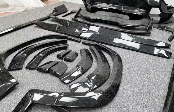 Modified And Upgraded BMW XM Body Kit Dry Carbon Body Kit Front Lip Tuyere