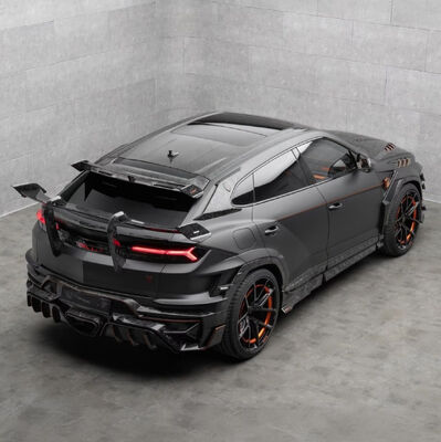 Lamborghini URUS SE Body Kit Carbon Fiber With Hood Fender Spoiler