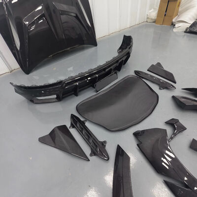 1016 Lamborghini Body Kit Auto Body Kit With Rear Diffuser Spoiler Hood